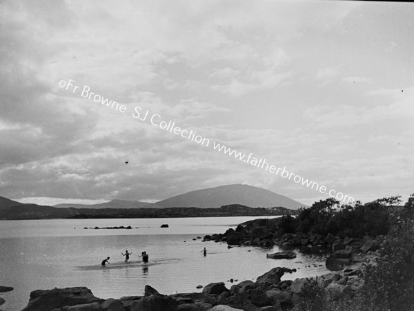 BATHERS AT L.CULLEN